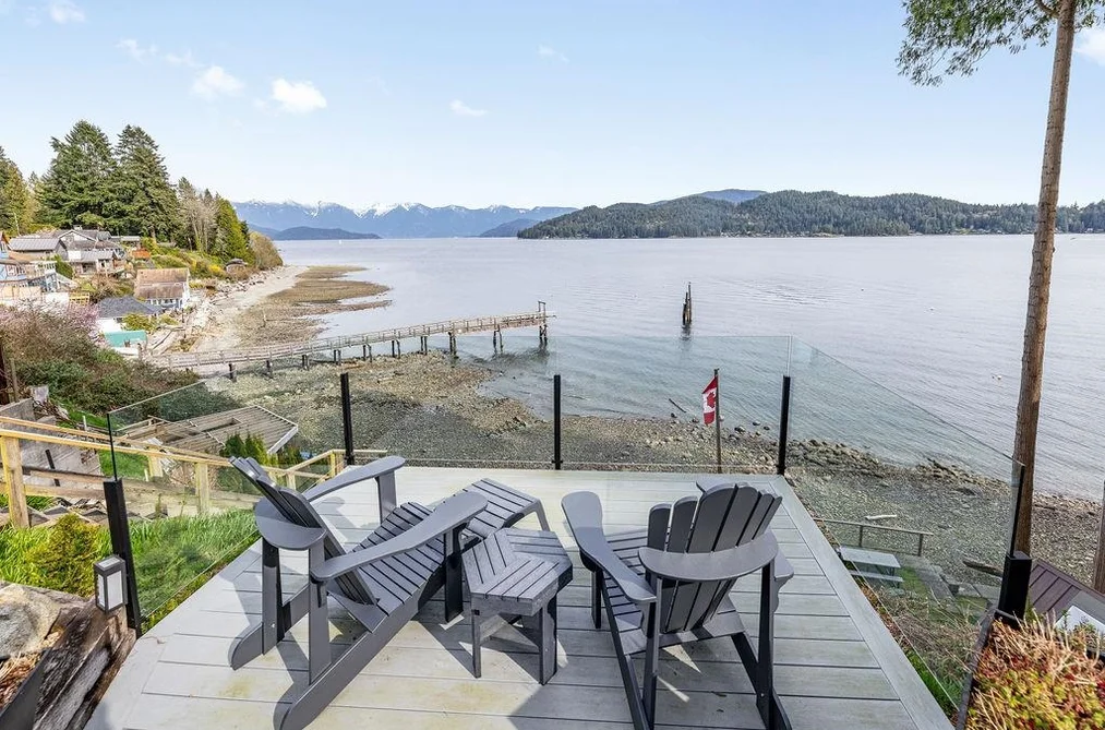 House for sale at 790 Marine Drive Gibsons British Columbia - MLS: R3088024