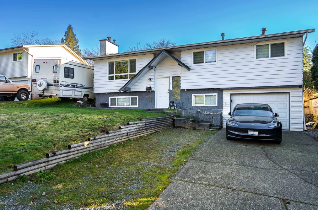 7902 HERON STREET, Mission BC V2V 6A1, Mission BC — Residential for Sale - Photo 4