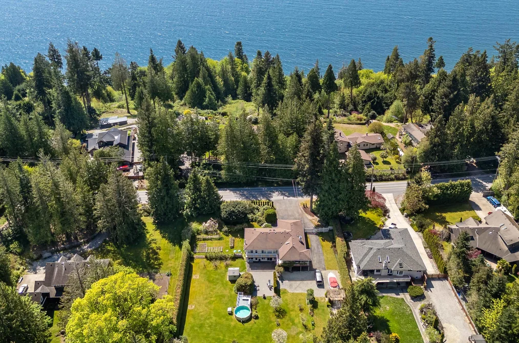 7904 REDROOFFS ROAD, Halfmoon Bay BC V7Z 1A4, Halfmoon Bay BC — Residential for Sale - Photo 4