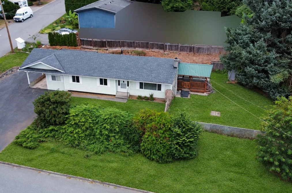 7912 Burdock Street, Mission, BC - MLS: R3162047 - Photo 3 7912 Burdock Street, Mission, BC - MLS: R3162047 - Photo 3