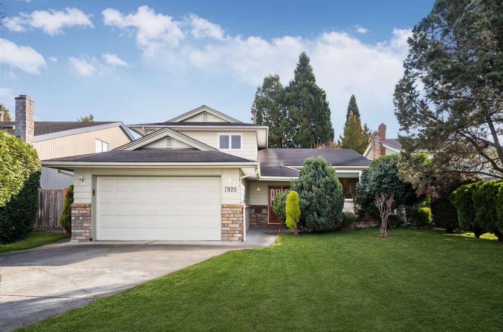 House for sale at 7920 Willowfield Drive Richmond British Columbia - MLS: R3094191