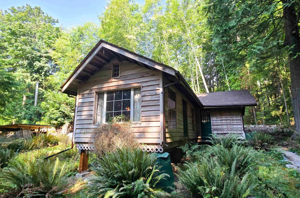 House for sale at 793 Andy'S Bay Road Gambier Island British Columbia - MLS: R3100516