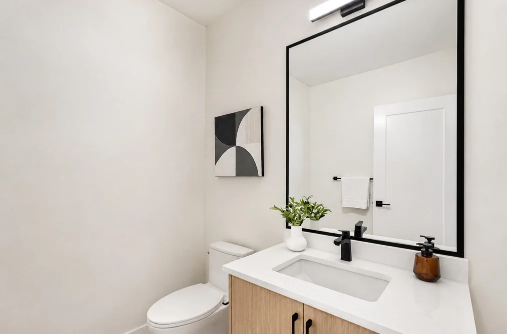 7932 HERON STREET, Mission BC V2V 6A1, Mission BC — Residential for Sale — Photo 7 of 34