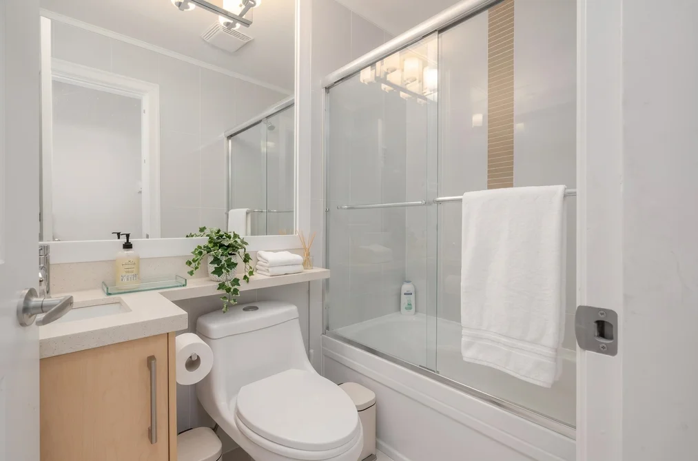 7936 Main Street, Vancouver, BC - Half Duplex for Sale - Photo 13 of 33 7936 Main Street, Vancouver, BC - Half Duplex for Sale - Photo 13 of 33