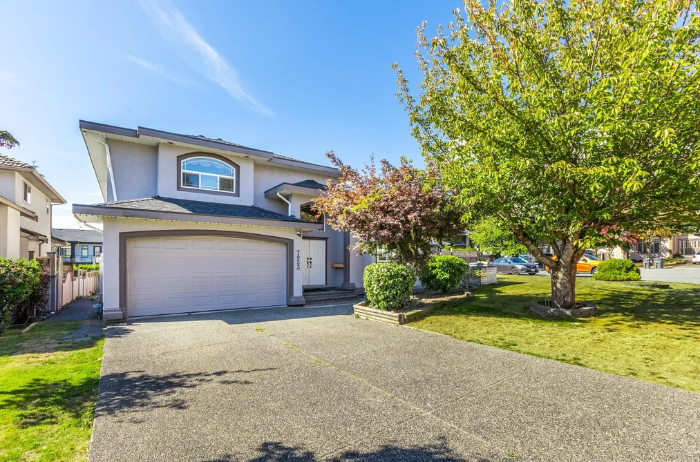 House for sale at 7953 155a Street Surrey British Columbia - MLS: R3169172