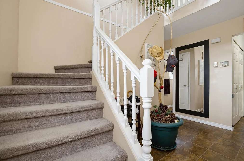 7957 BURDOCK STREET, Mission BC V2V 4Y5, Mission BC — Residential for Sale — Photo 5 of 40