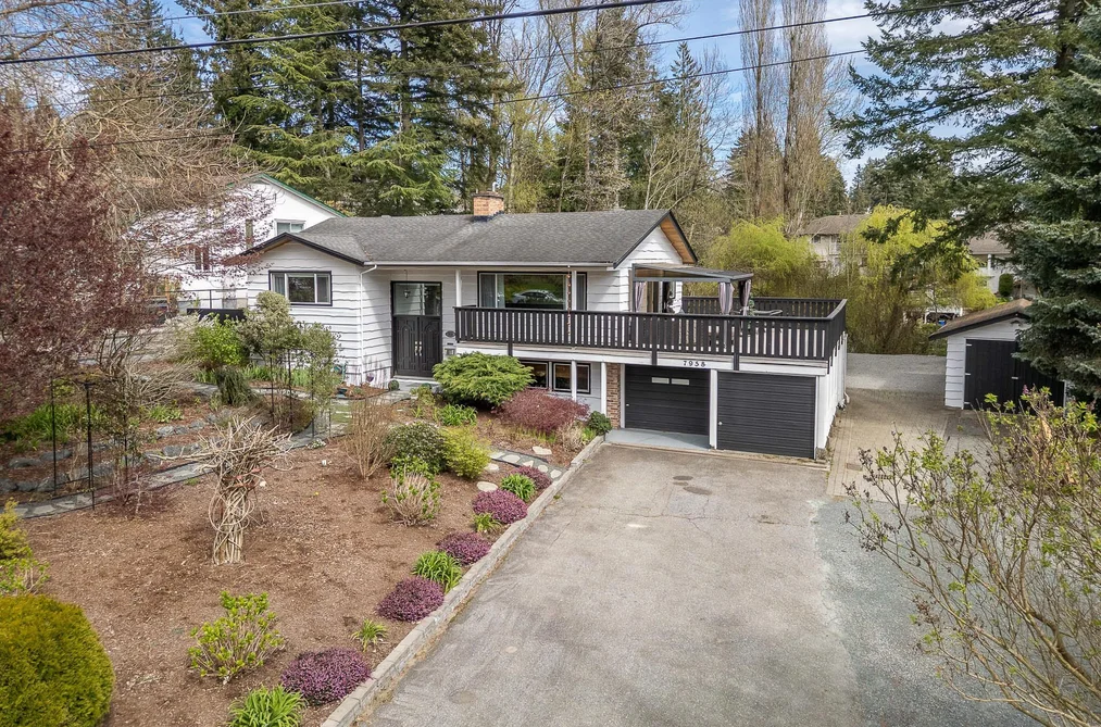 House for sale at 7958 Taulbut Street Mission British Columbia - MLS: R3108577