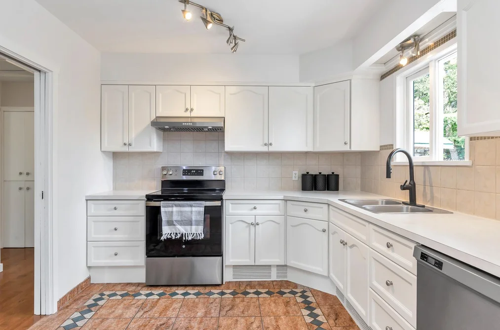 7958 TAULBUT STREET, Mission BC V2V 3W7, Mission BC — Residential for Sale - Photo 7