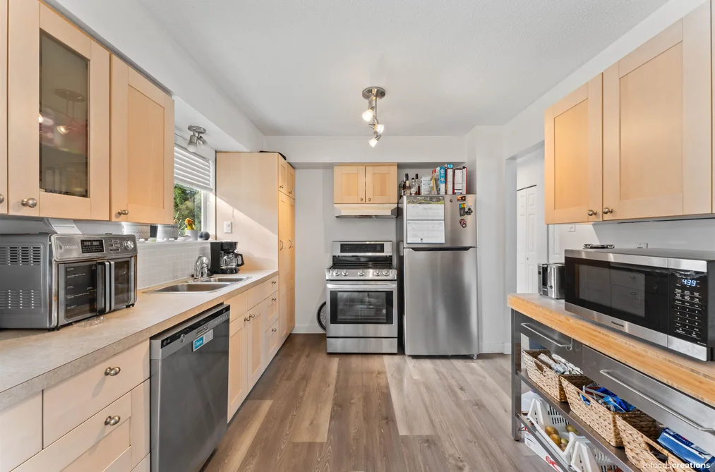 7961 TANAGER STREET, Mission BC V2V 4V7, Mission BC — Residential for Sale - Photo 2