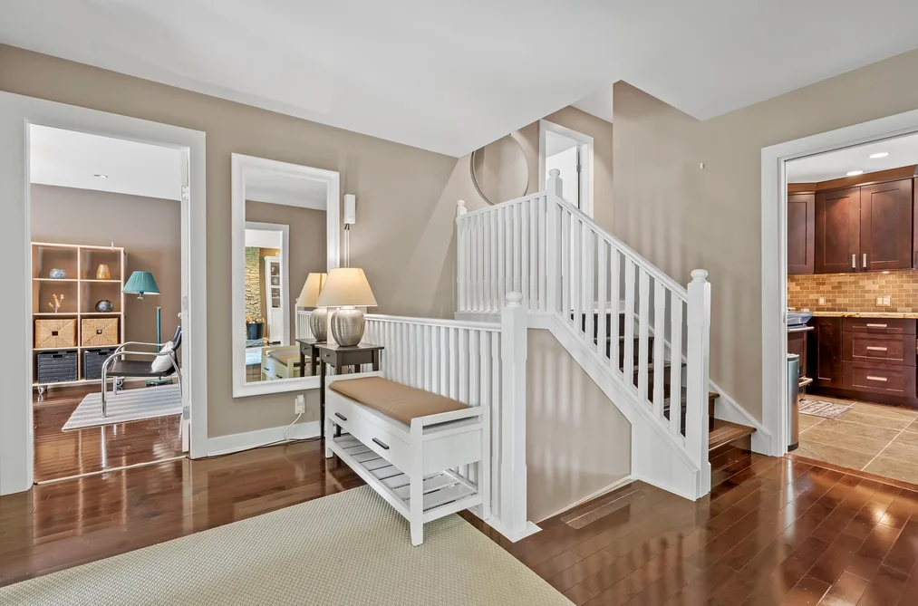 7965 BURNFIELD CRESCENT, Burnaby, BC — Residential for Sale — Photo 11 of 36
