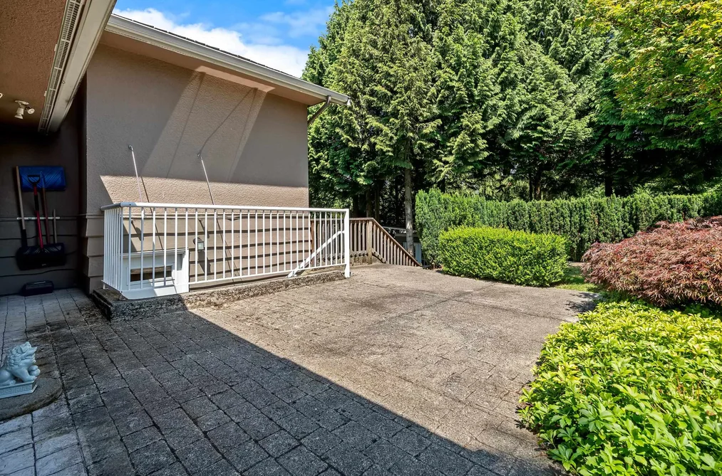 7965 BURNFIELD CRESCENT, Burnaby, BC — Residential for Sale — Photo 28 of 36