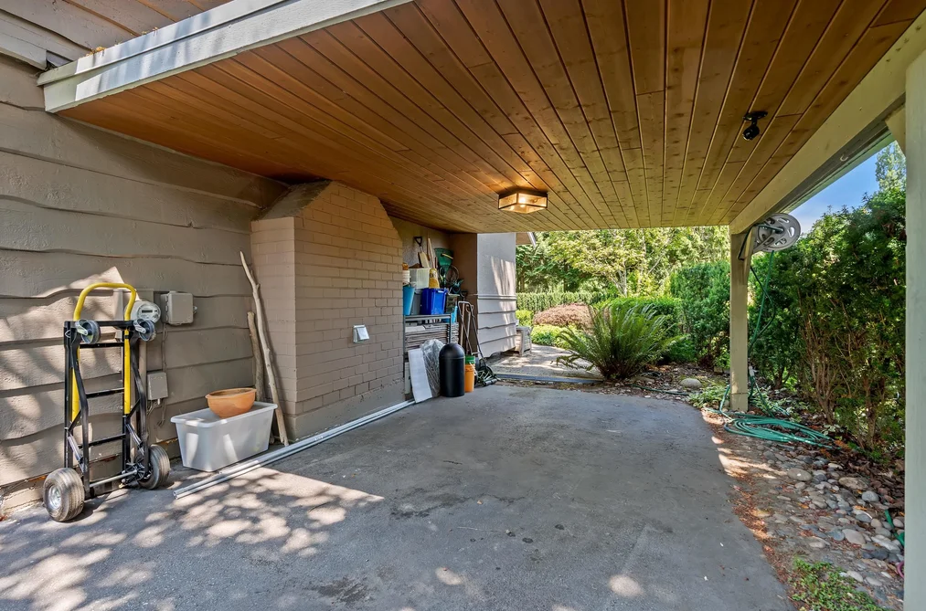 7965 BURNFIELD CRESCENT, Burnaby, BC — Residential for Sale — Photo 30 of 36