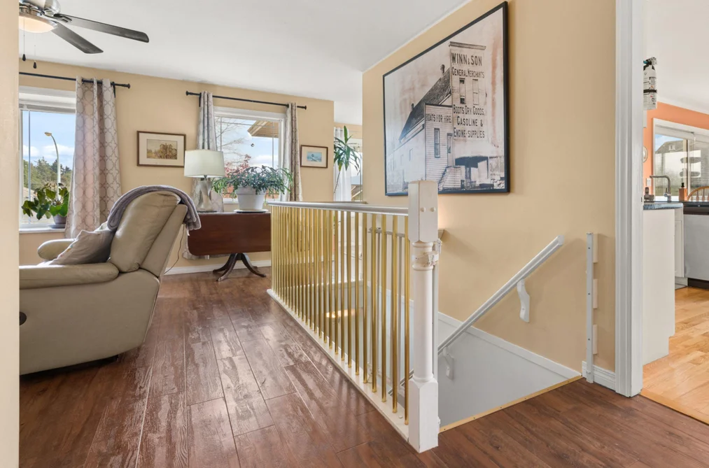 797 CELESTIAL PLACE, Gibsons BC V0N 1V9, Gibsons BC — Residential for Sale - Photo 3