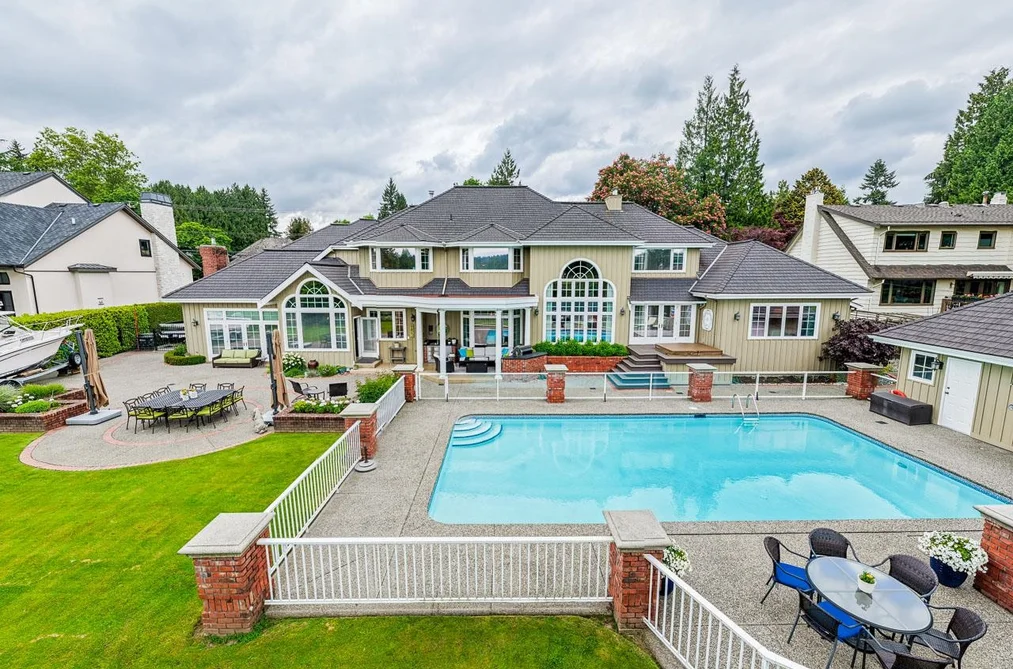 House for sale at 7976 Government Road Burnaby British Columbia - MLS: R3125654
