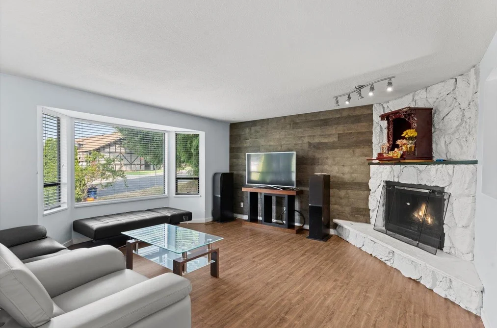 7976 TANAGER STREET, Mission BC V2V 5K5, Mission BC — Residential for Sale - Photo 4
