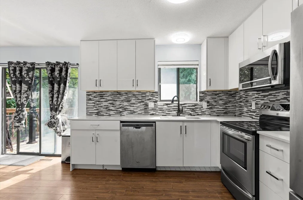 7976 TANAGER STREET, Mission BC V2V 5K5, Mission BC — Residential for Sale - Photo 6