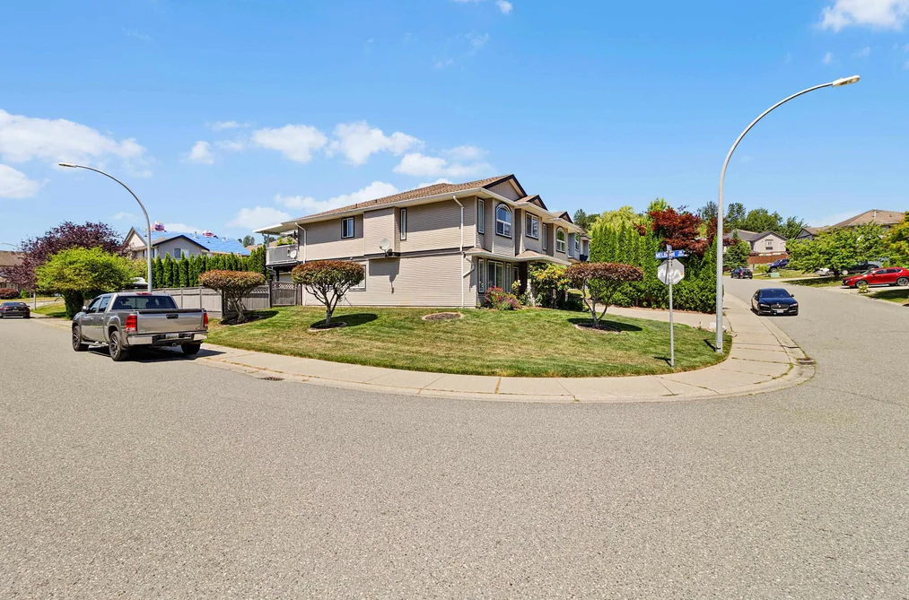 7977 D'HERBOMEZ DRIVE, Mission, BC — Residential for Sale — Photo 3 of 40
