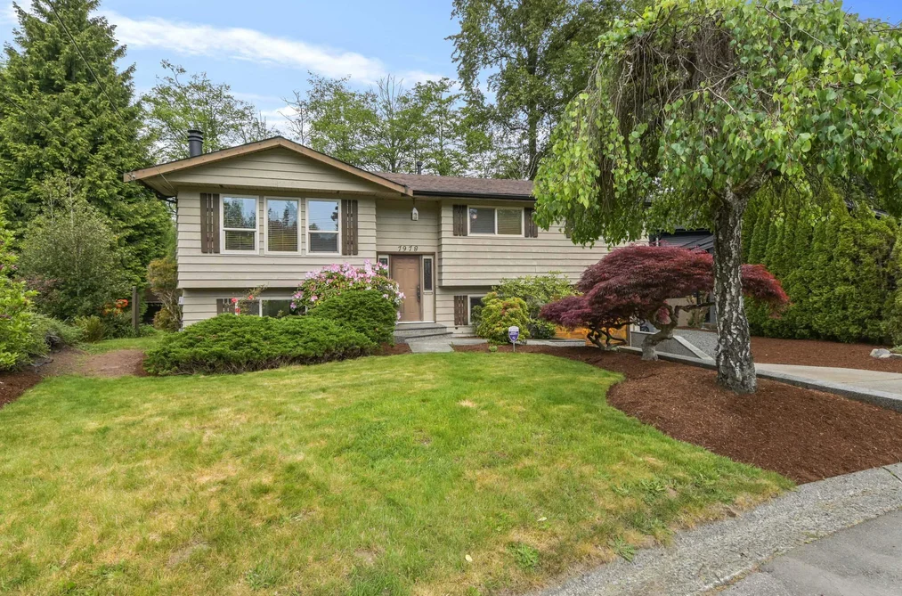 House for sale at 7978 141a Street Surrey British Columbia - MLS: R3121378