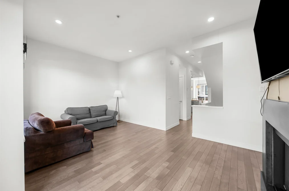 8 100 WOOD STREET, New Westminster BC V3M 0H6, New Westminster BC — Residential for Sale - Photo 5