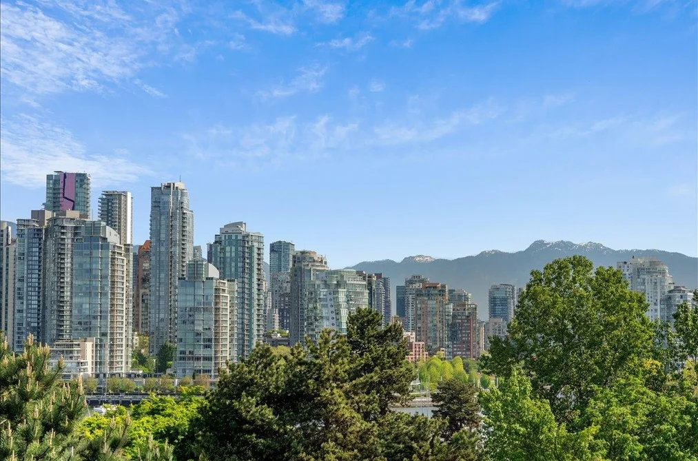 Townhouse for sale at 8 1266 W 6th Avenue Vancouver British Columbia - MLS: R3120160