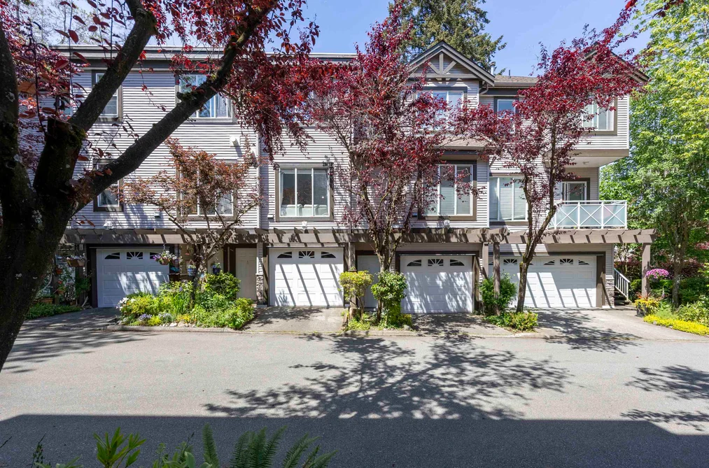 Townhouse for sale at 8 15133 29a Avenue Surrey British Columbia - MLS: R3126671