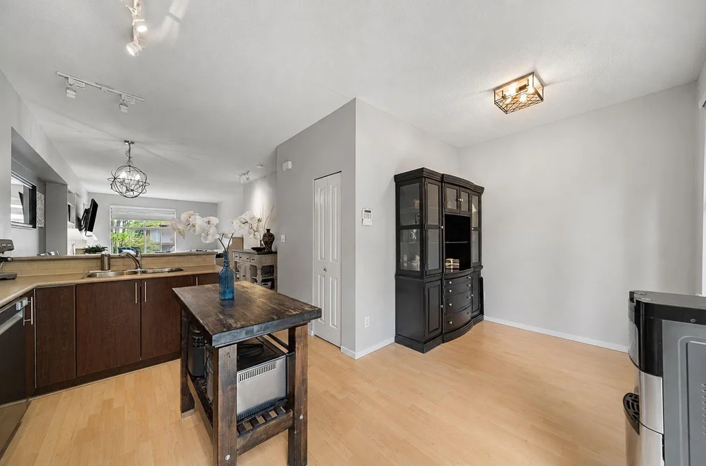 8 15152 62A AVENUE, Surrey BC V3S 1V1, Surrey BC — Residential for Sale — Photo 8 of 33