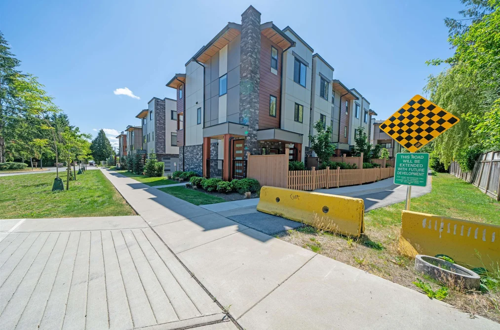 Townhouse for sale at 8 15950 Alder Place Surrey British Columbia - MLS: R3149749