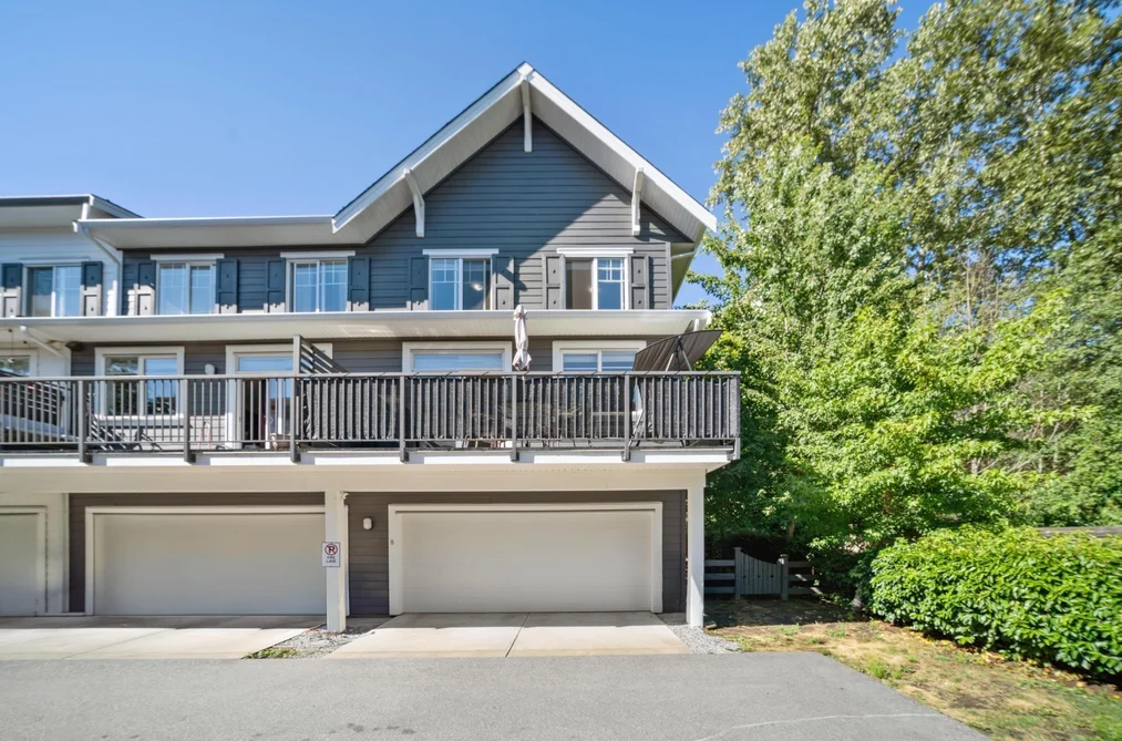 Townhouse for sale at 8 16357 15 Avenue Surrey British Columbia - MLS: R3137110