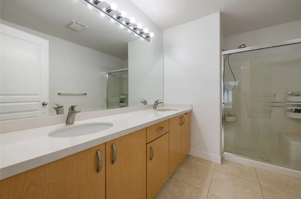 8 18839 69 AVENUE, Surrey, BC — Residential for Sale — Photo 18 of 24
