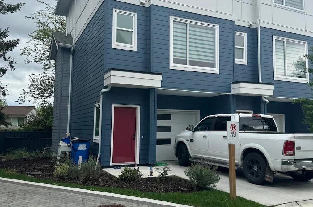 Townhouse for sale at 8 19330 Fairway Drive Surrey British Columbia - MLS: R3140165