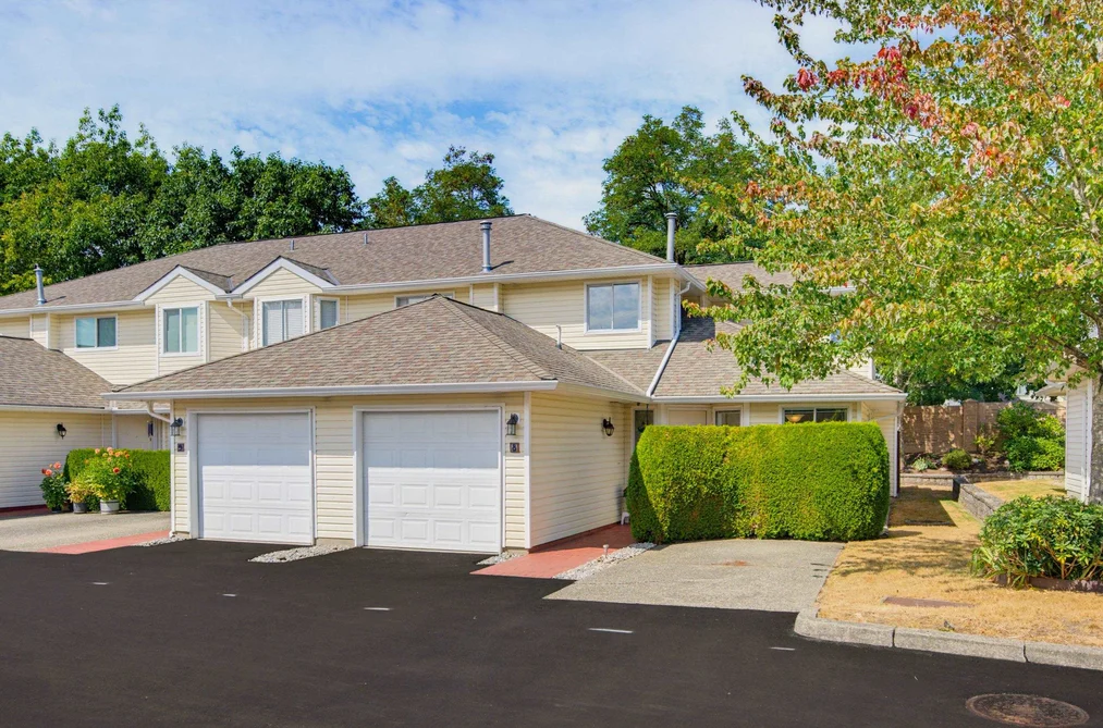 Townhouse for sale at 8 21928 48 Avenue Langley British Columbia - MLS: R3157676