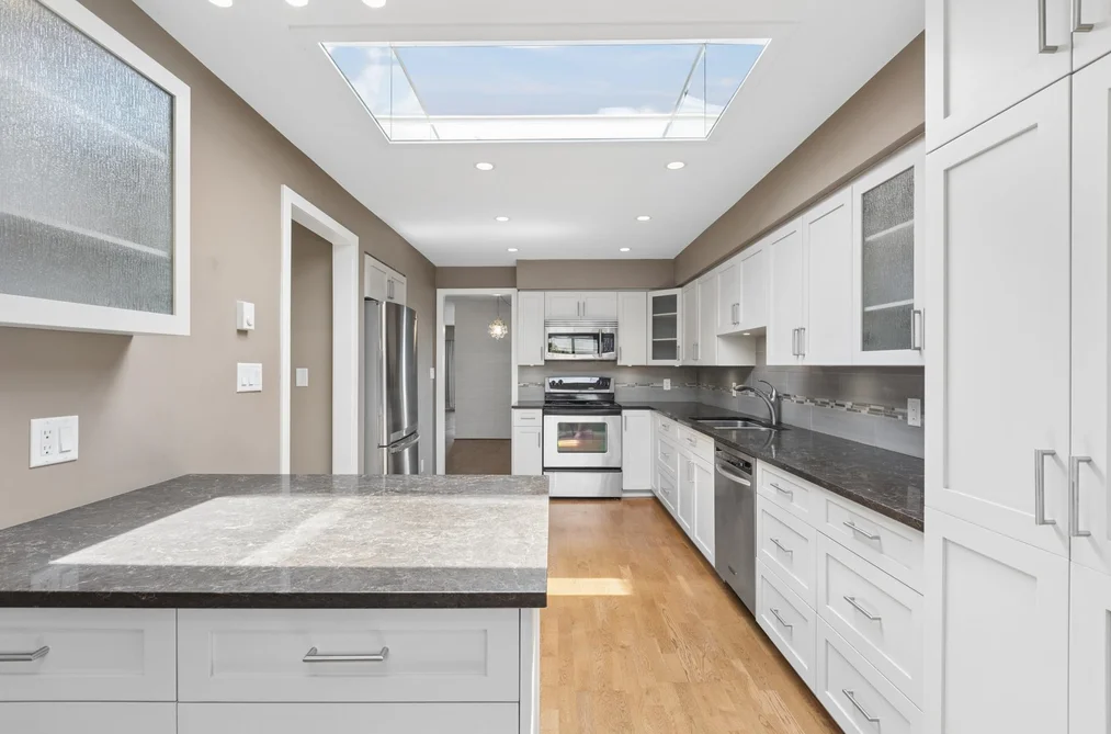 8 2206 FOLKESTONE WAY, West Vancouver BC V7S 2X7, West Vancouver BC — Residential for Sale — Photo 10 of 40