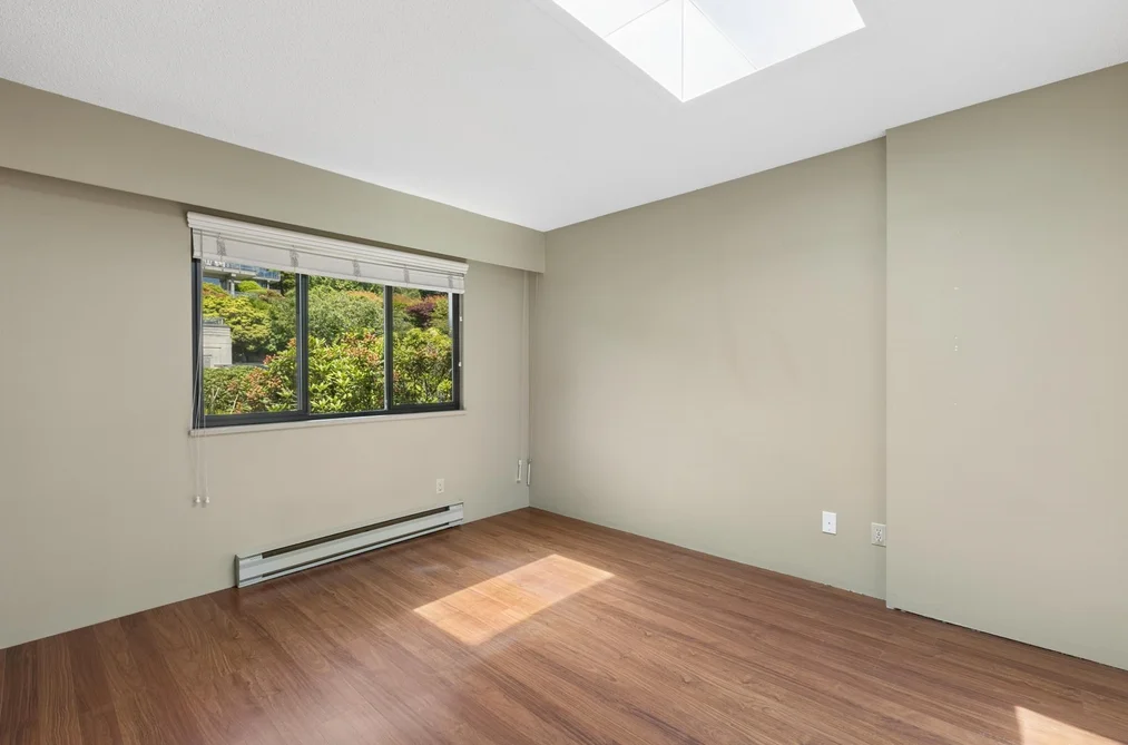 8 2206 FOLKESTONE WAY, West Vancouver BC V7S 2X7, West Vancouver BC — Residential for Sale — Photo 27 of 40