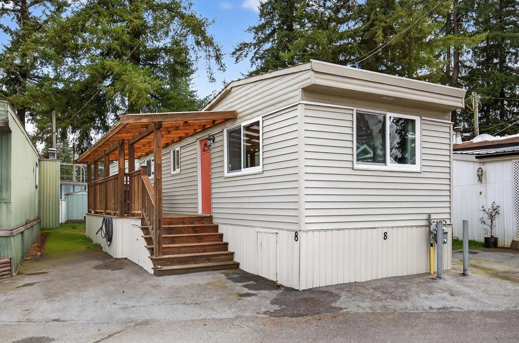 8 24330 FRASER HIGHWAY, Langley BC V2Z 1N2, Langley BC — Residential for Sale - Photo 2