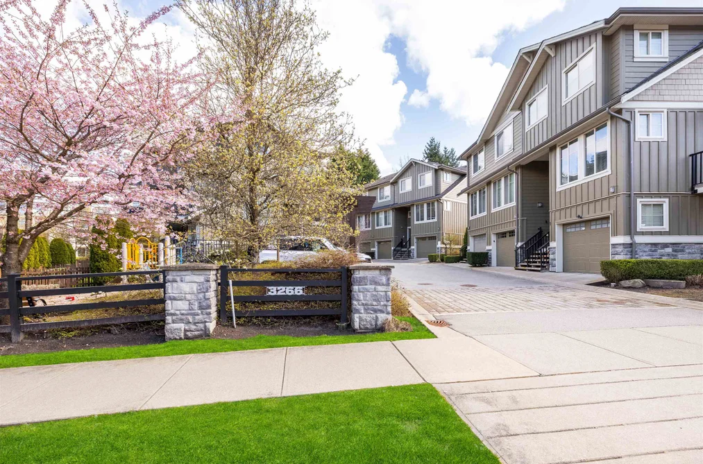 8 3266 147 STREET, Surrey BC V4P 1Z8, Surrey BC — Residential for Sale - Photo 2