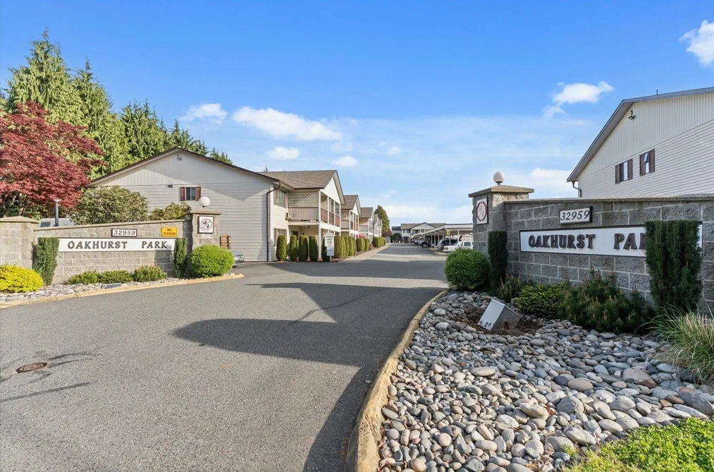 8 32959 GEORGE FERGUSON WAY, Abbotsford BC V2S 7W9, Abbotsford BC — Residential for Sale - Photo 4