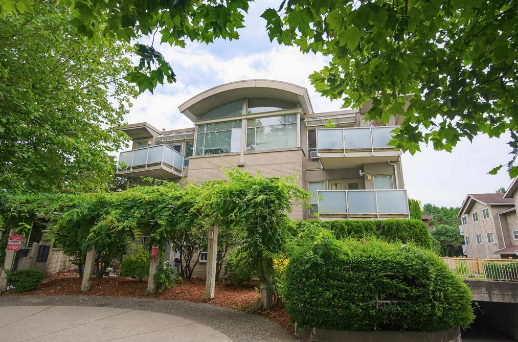 Condo for sale at 8 33682 Marshall Road Abbotsford British Columbia - MLS: R3147442