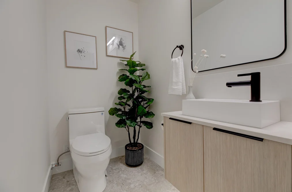 8 339 KEARY STREET, New Westminster BC V3L 3L2, New Westminster BC — Residential for Sale — Photo 13 of 37