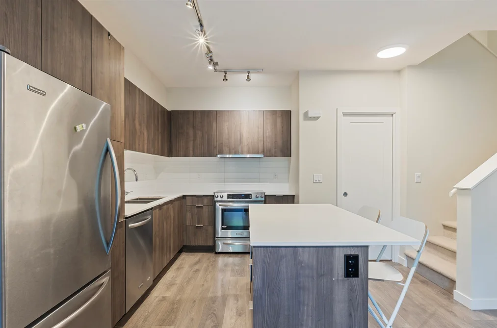 8 3728 THURSTON STREET, Burnaby BC V5H 0E6, Burnaby BC — Residential for Sale - Photo 4