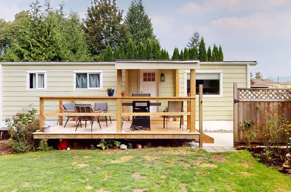 Manufactured Home for sale at 8 39884 Government Road Squamish British Columbia - MLS: R3156047
