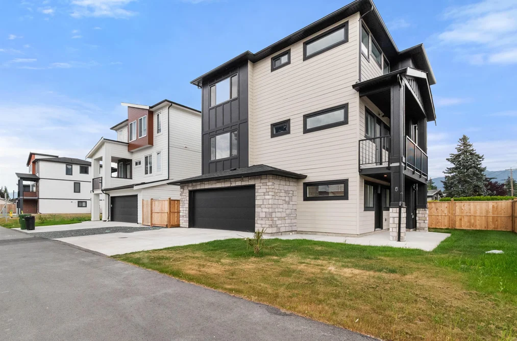 House for sale at 8 45141 Watson Road Chilliwack British Columbia - MLS: R3146748