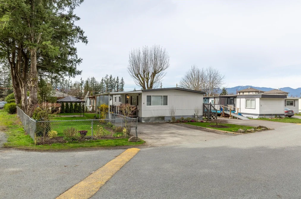 8 45715 ALMA AVENUE, Sardis BC V2R 3M5, Sardis BC — Residential for Sale - Photo 4