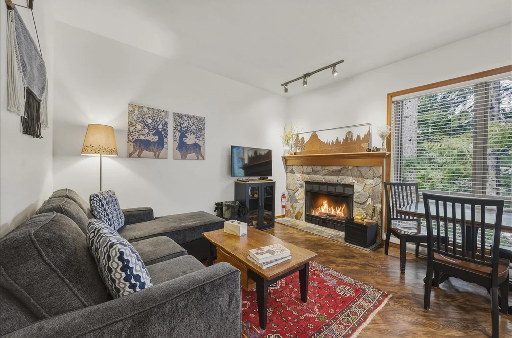 Townhouse for sale at 8 4891 Painted Cliff Road Whistler British Columbia - MLS: R3110067