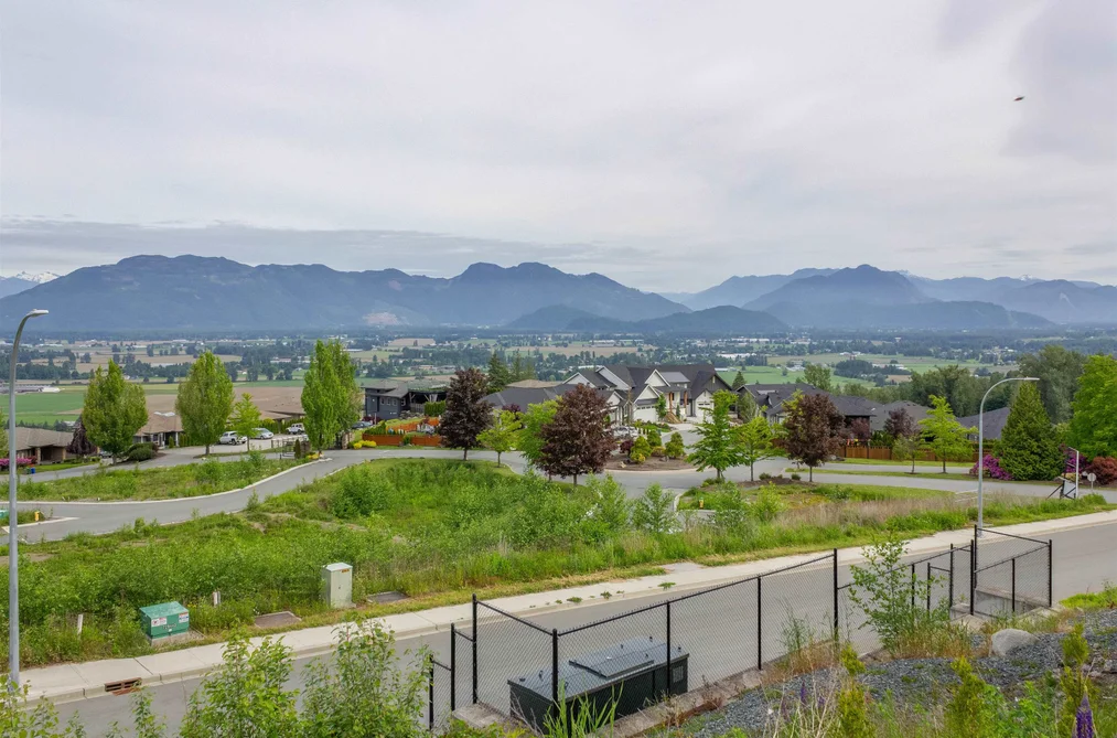 Property for sale at 8 51076 Falls Court Chilliwack British Columbia - MLS: R3012356