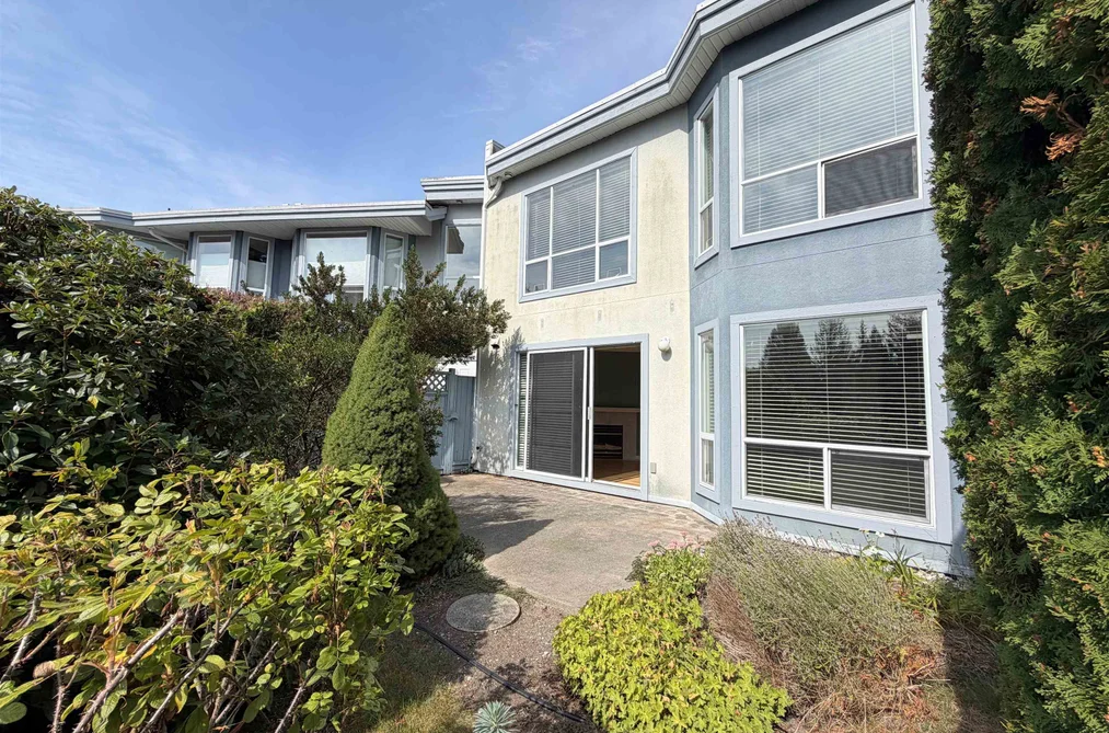 8-5740 Marine Way, Sechelt, BC - Townhouse for Sale - Photo 11 of 22 8-5740 Marine Way, Sechelt, BC - Townhouse for Sale - Photo 11 of 22