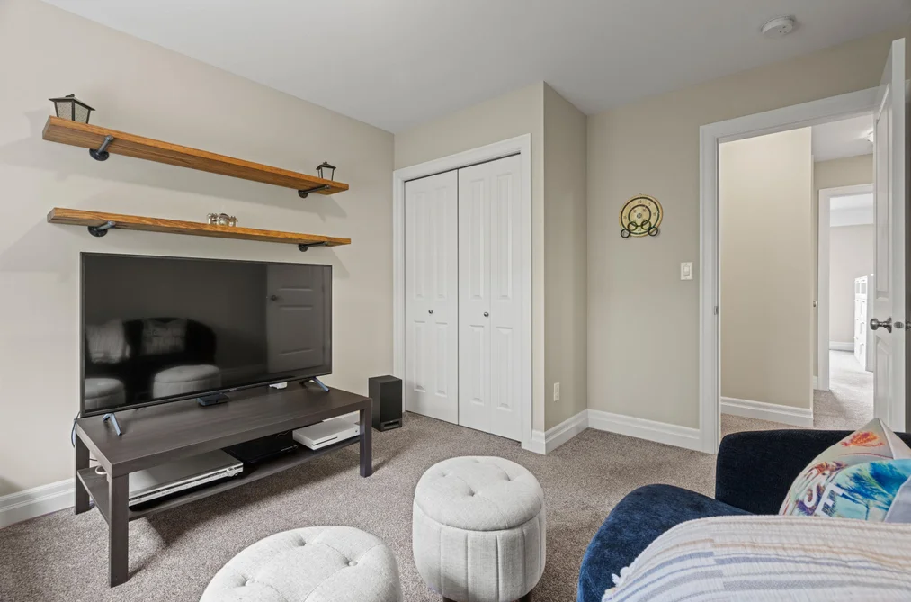 8 6026 LINDEMAN STREET, Chilliwack, BC — Residential for Sale — Photo 15 of 37