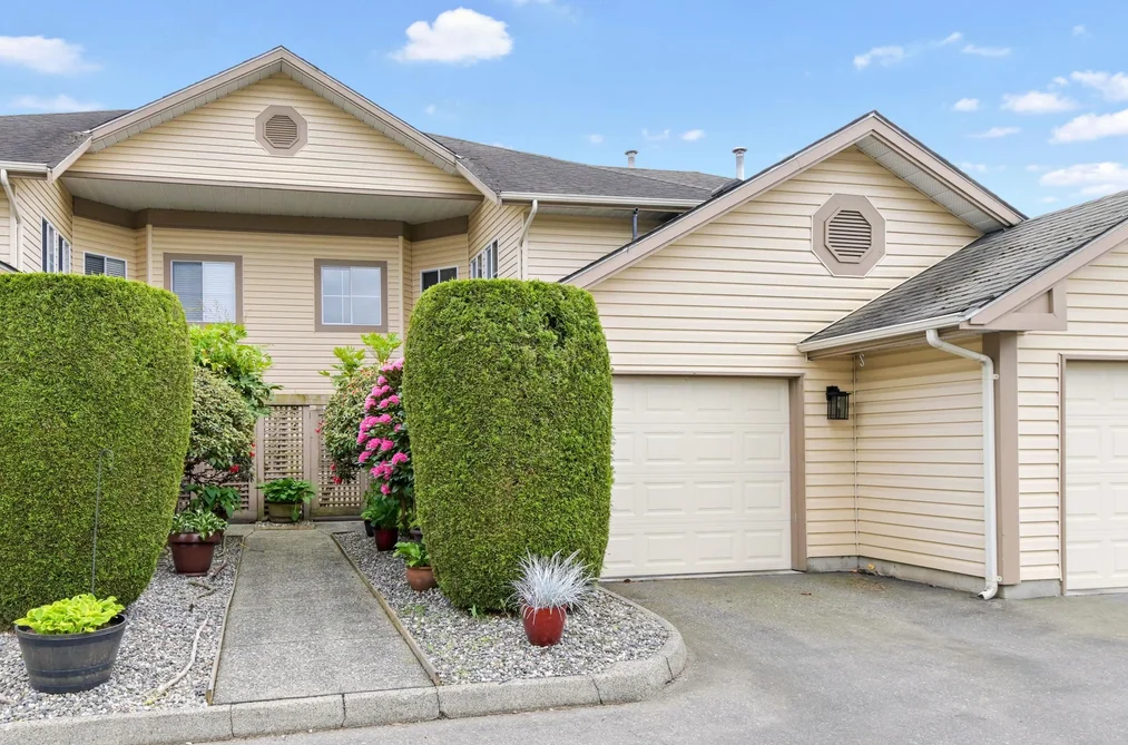 8 6140 192 STREET, Surrey BC V3S 7V7, Surrey BC — Residential for Sale - Photo 2