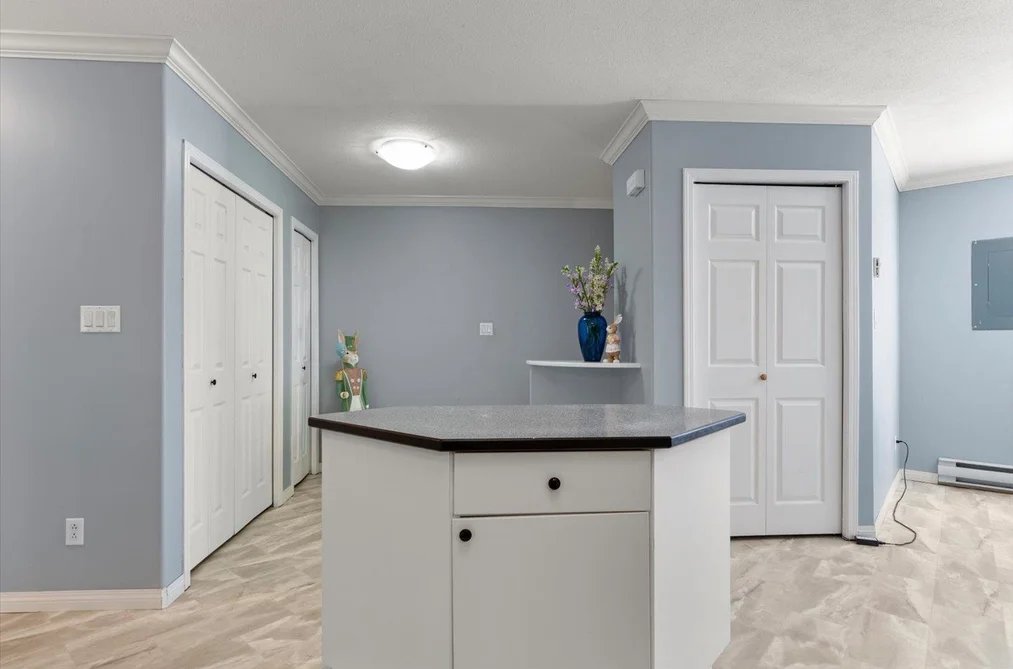 8 6480 VEDDER ROAD, Chilliwack BC V2R 3Z1, Chilliwack BC — Residential for Sale — Photo 5 of 30