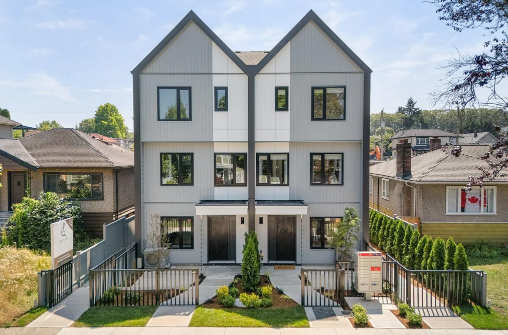 Half Duplex for sale at 5 2240 E 40th Avenue Vancouver British Columbia - MLS: R3169991