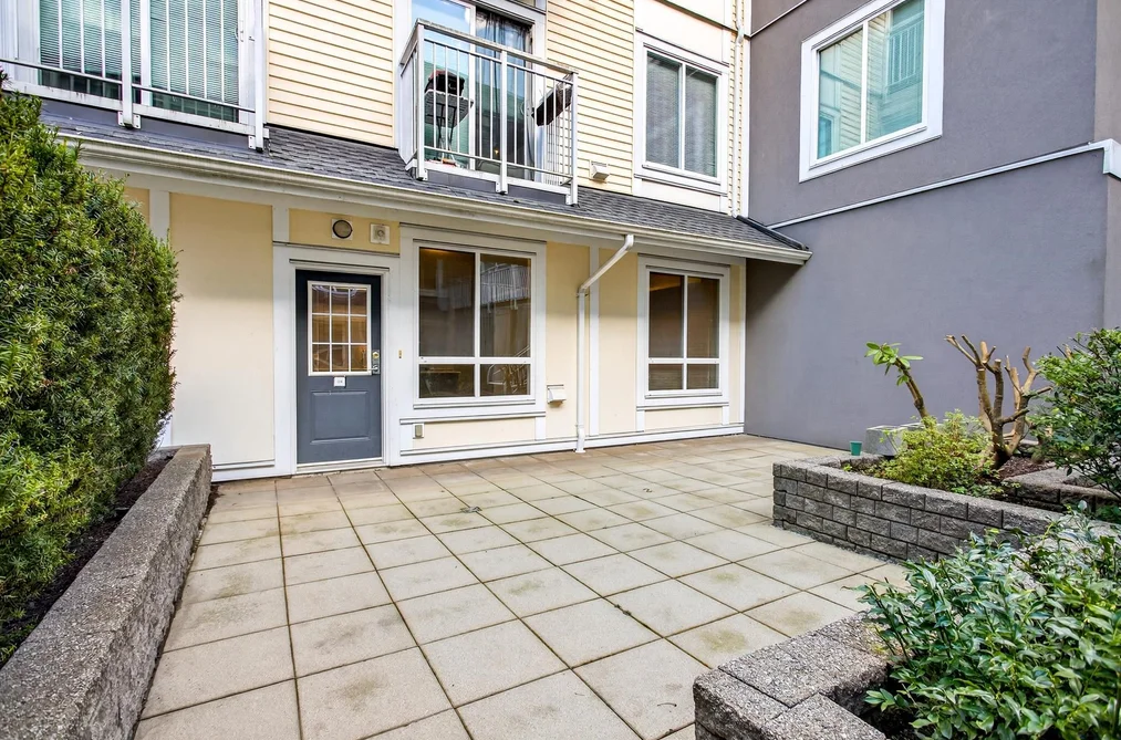 8 6965 HASTINGS STREET, Burnaby BC V5B 1S9, Burnaby BC — Residential for Sale - Photo 4